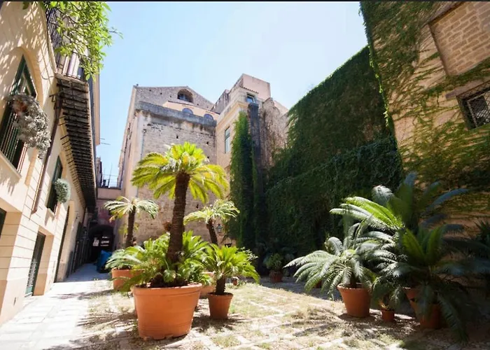Palazzo Artale Holiday Homes